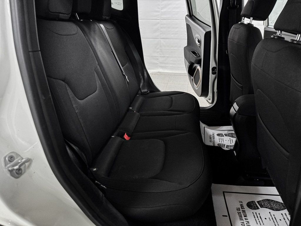 2017 Jeep Renegade Latitude 4x4 - 22988690 - 10