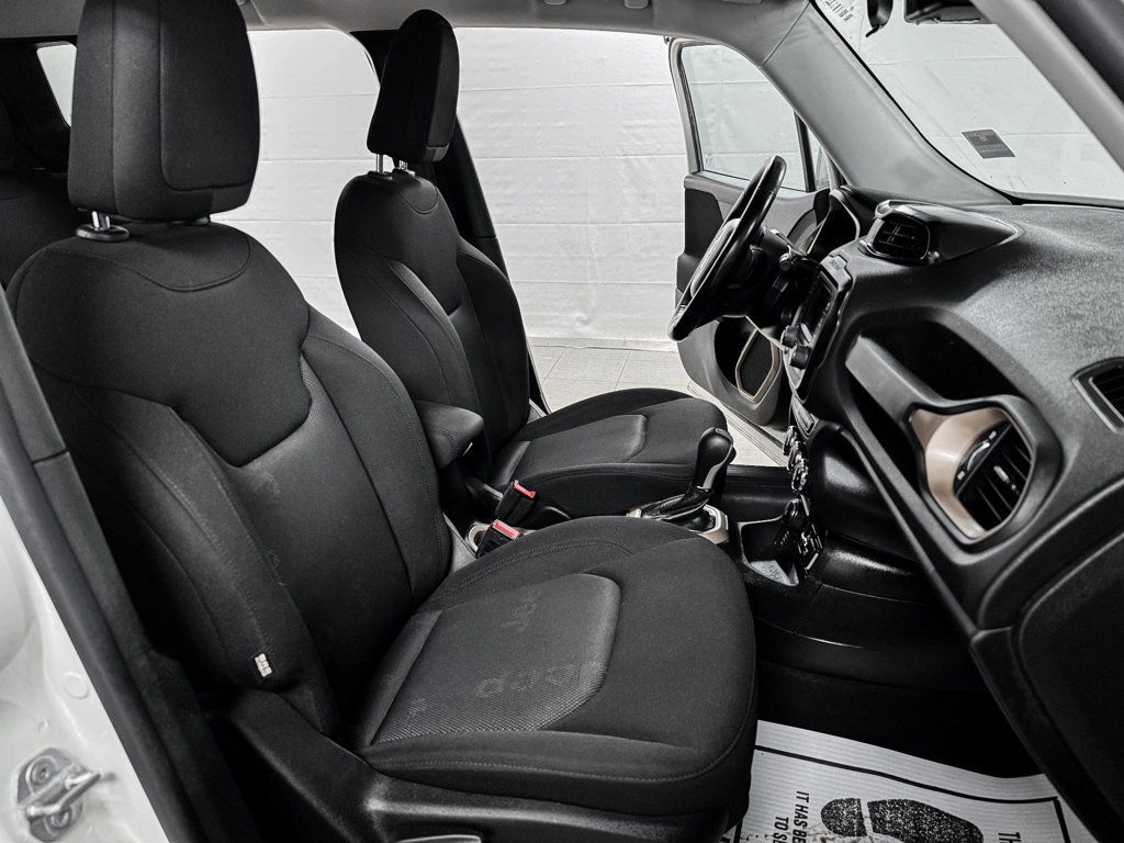 2017 Jeep Renegade Latitude 4x4 - 22988690 - 11