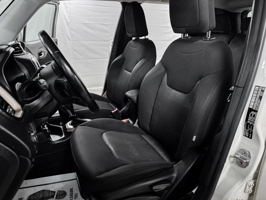 2017 Jeep Renegade Latitude 4x4 - 22988690 - 8