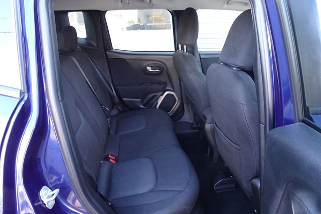 2017 Jeep Renegade Latitude 4x4 - 22934224 - 11