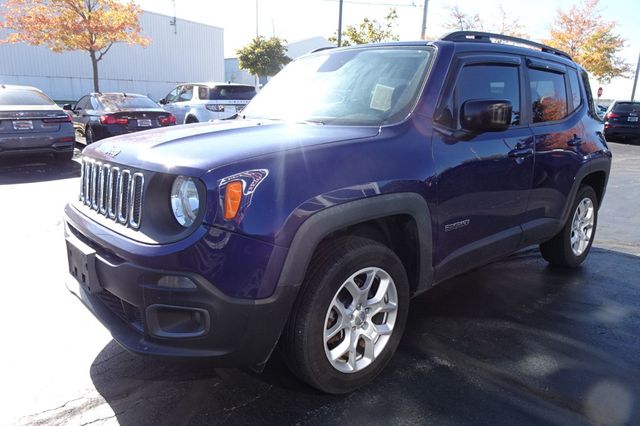 2017 Jeep Renegade Latitude 4x4 - 22934224 - 3
