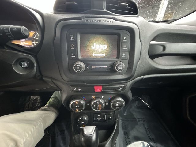 2017 Jeep Renegade Limited 4x4 - 22949508 - 16