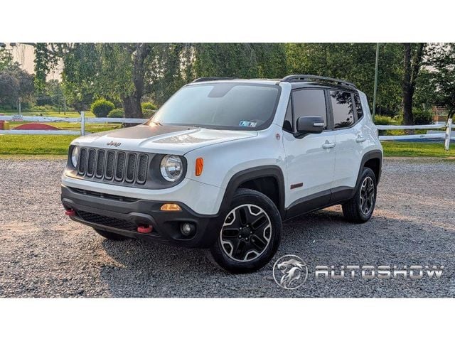 2017 Jeep Renegade Trailhawk's photo