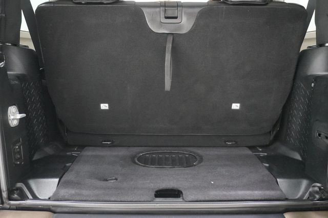 2017 Jeep Wrangler 75th Anniversary 4x4 - 22980969 - 23