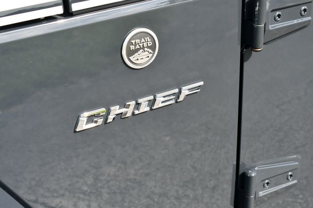 2017 Jeep Wrangler Chief Edition 4x4 W/Connectivity Group - 22494171 - 10
