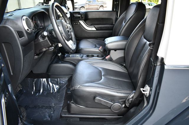 2017 Jeep Wrangler Chief Edition 4x4 W/Connectivity Group - 22494171 - 14