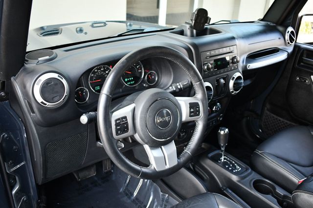 2017 Jeep Wrangler Chief Edition 4x4 W/Connectivity Group - 22494171 - 35