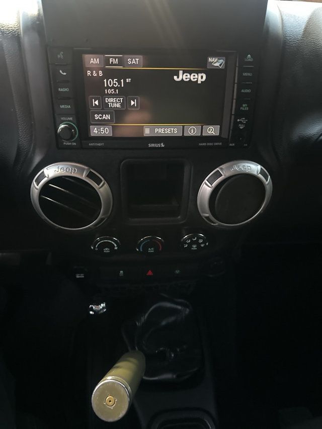 2017 Jeep Wrangler Rubicon - 22661636 - 22