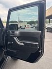 2017 Jeep Wrangler Rubicon - 22887261 - 14