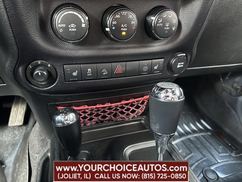 2017 Jeep Wrangler Rubicon Recon 4x4 - 22833706 - 36