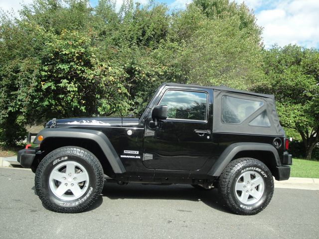 2017 Jeep Wrangler SPORT-PKG, LOW MI, 6-SPD, EXTRA-CLEAN/ 1-OF A KIND JEEP! - 23085060 - 26