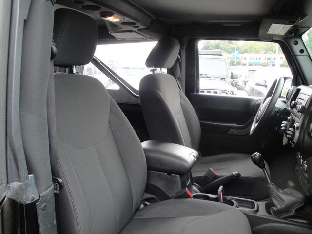 2017 Jeep Wrangler SPORT-PKG, LOW MI, 6-SPD, EXTRA-CLEAN/ 1-OF A KIND JEEP! - 23085060 - 37