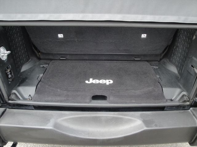 2017 Jeep Wrangler SPORT-PKG, LOW MI, 6-SPD, EXTRA-CLEAN/ 1-OF A KIND JEEP! - 23085060 - 48