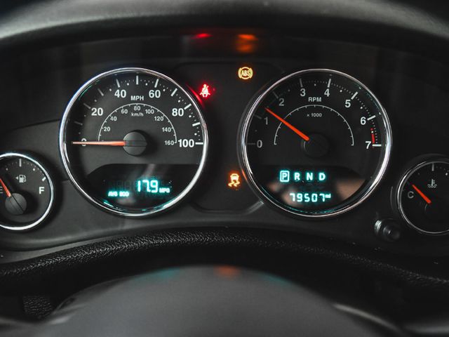 2017 Jeep Wrangler Unlimited Sahara - 23096593 - 13