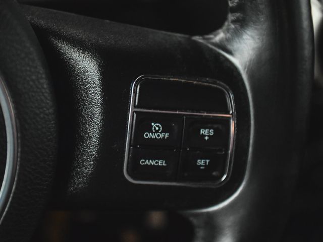 2017 Jeep Wrangler Unlimited Sahara - 23096593 - 20