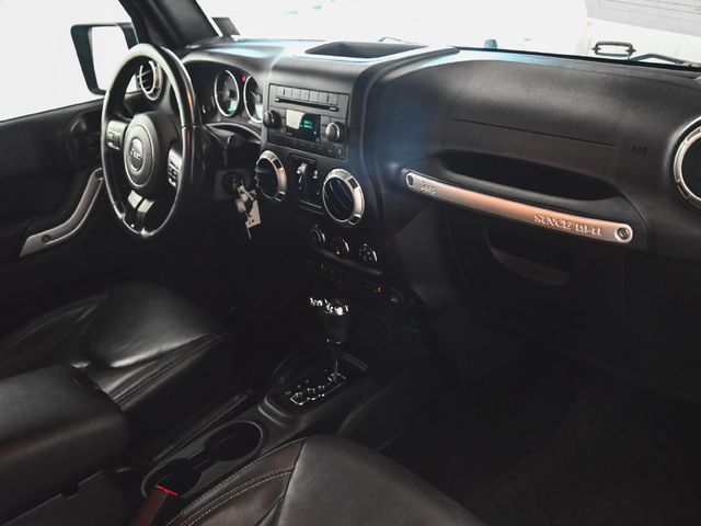 2017 Jeep Wrangler Unlimited Sahara - 23096593 - 26