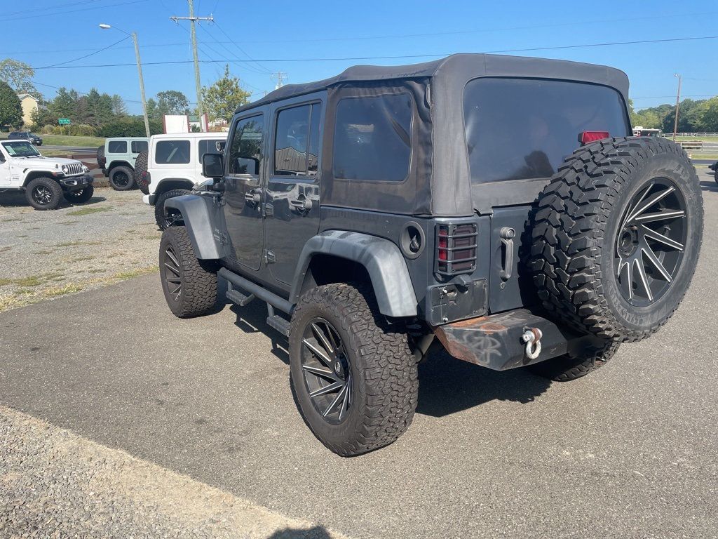 2017 Jeep Wrangler Unlimited Sport - 22572589 - 8