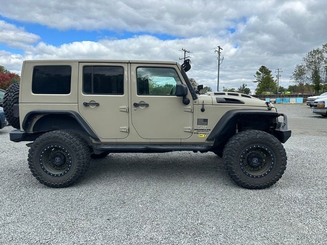 2017 Jeep Wrangler Unlimited Sport - 22634256 - 25