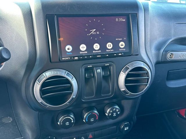 2017 Jeep Wrangler Willys Wheeler 4x4 - 22932775 - 15