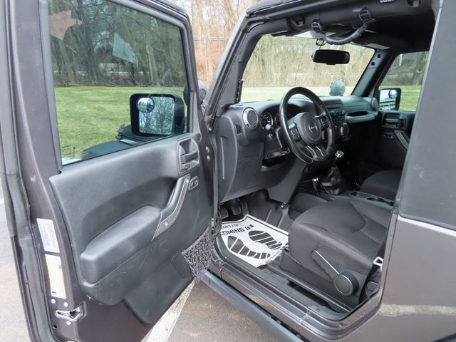 2017 Jeep Wrangler Willys Wheeler 4x4 - 22948043 - 18