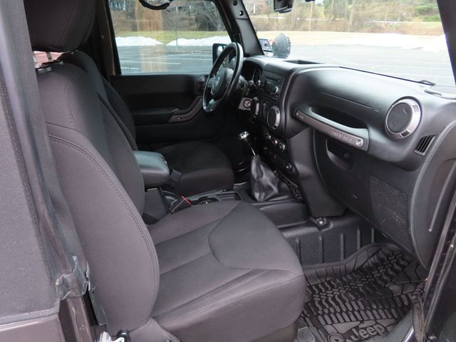 2017 Jeep Wrangler Willys Wheeler 4x4 - 22948043 - 23