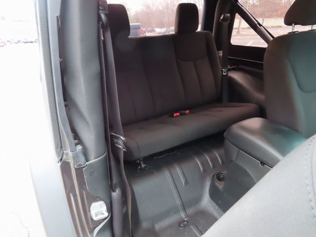 2017 Jeep Wrangler Willys Wheeler 4x4 - 22948043 - 25