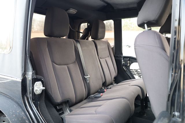 2017 Jeep Wrangler Unlimited  - 22947475 - 17