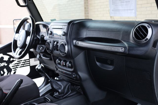 2017 Jeep Wrangler Unlimited  - 22947475 - 20