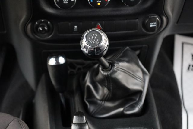 2017 Jeep Wrangler Unlimited  - 22947475 - 30