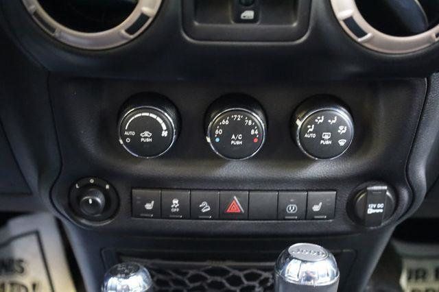 2017 Jeep Wrangler Unlimited 75th Anniversary - 23032474 - 33