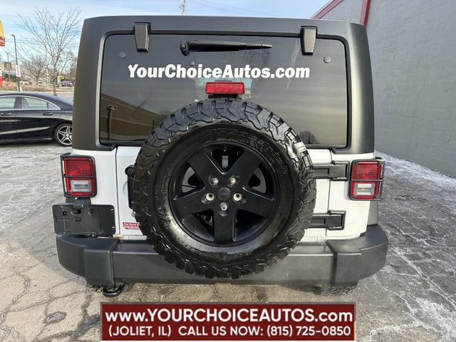 2017 Jeep Wrangler Unlimited Big Bear 4x4 - 22759344 - 3