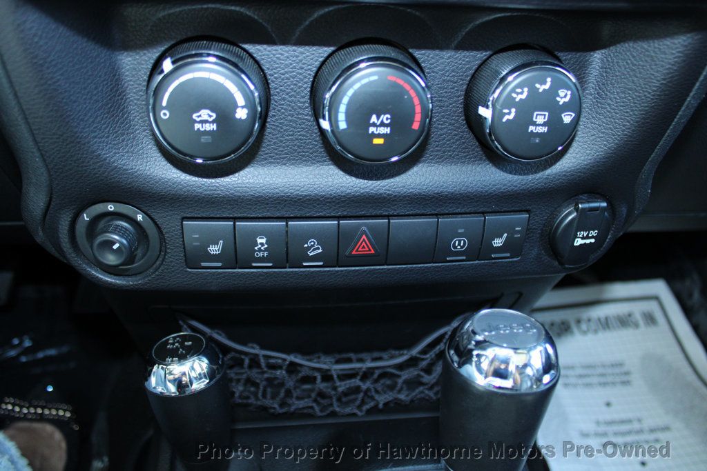 2017 Jeep Wrangler Unlimited Chief Edition 4x4 *Ltd Avail* - 22911575 - 18