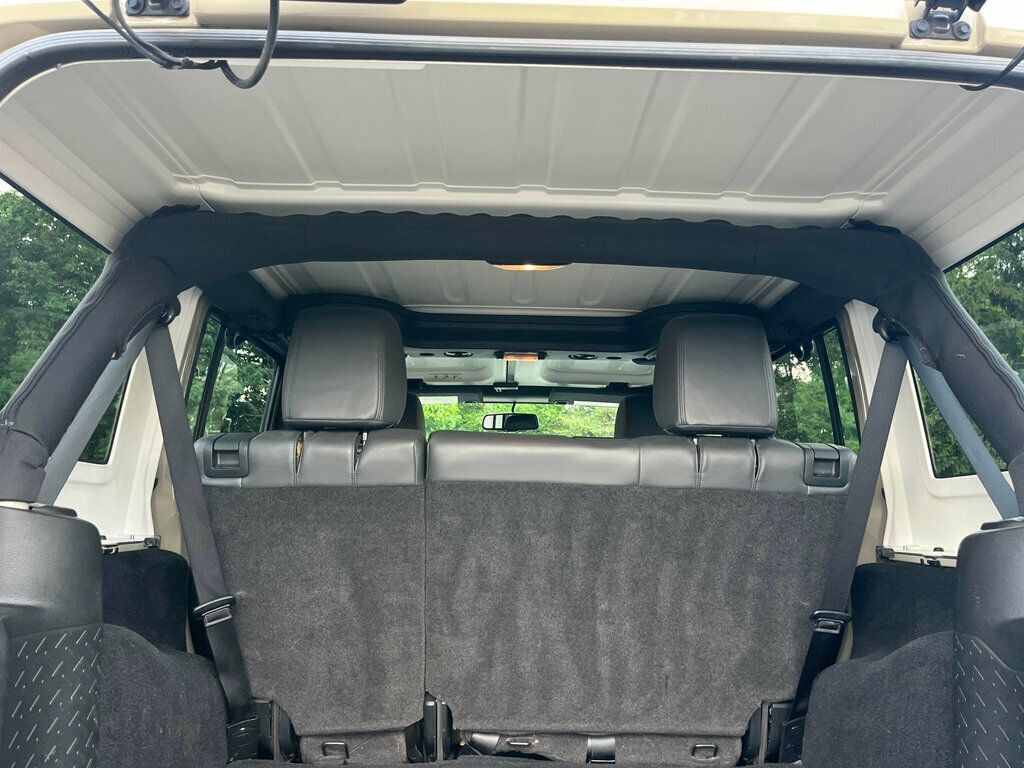 2017 Jeep Wrangler Unlimited CUSTOM BUILT RUBICON - 23044389 - 19