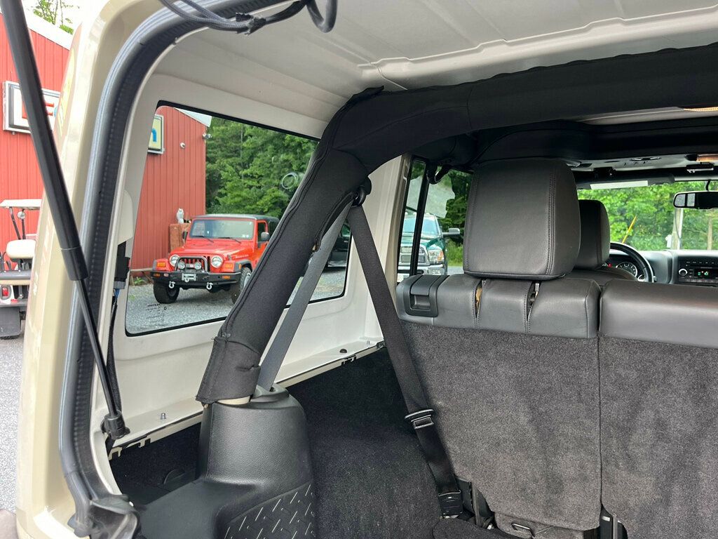 2017 Jeep Wrangler Unlimited CUSTOM BUILT RUBICON - 23044389 - 21