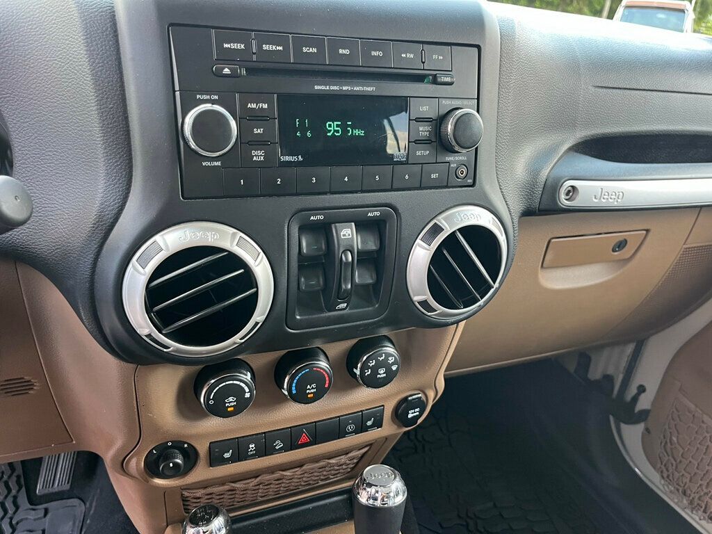 2017 Jeep Wrangler Unlimited CUSTOM BUILT RUBICON - 23044389 - 34