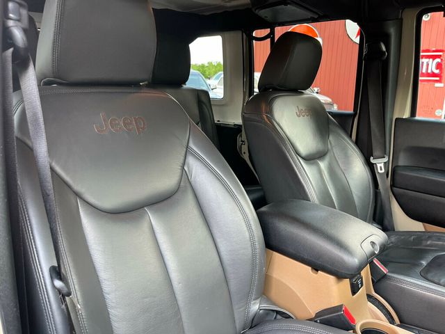 2017 Jeep Wrangler Unlimited CUSTOM BUILT RUBICON - 23044389 - 44