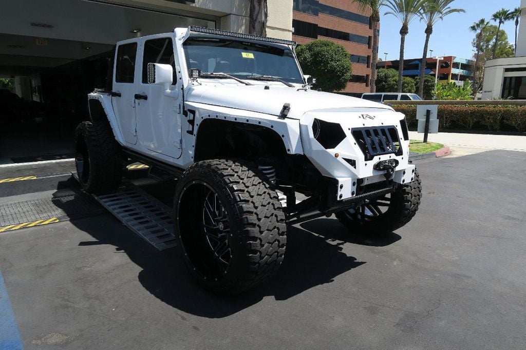 2017 Jeep Wrangler Unlimited Custom Sport 4x4 - 22055504 - 3