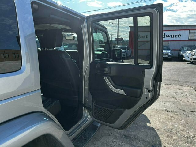 2017 Jeep Wrangler Unlimited LocalTrade/Sahara/4WD/ConnectivityGroup/TrailerTowGroup - 22956673 - 16