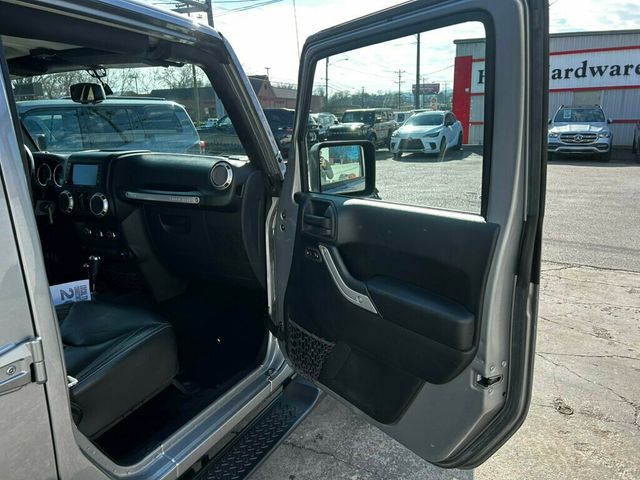 2017 Jeep Wrangler Unlimited LocalTrade/Sahara/4WD/ConnectivityGroup/TrailerTowGroup - 22956673 - 19