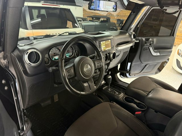 2017 Jeep Wrangler Unlimited Local Trade/Sahara Pkg/Quick Order Pkg/SAT Radio/Navigation - 23060831 - 9