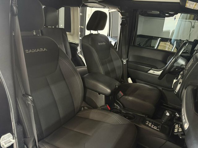 2017 Jeep Wrangler Unlimited Local Trade/Sahara Pkg/Quick Order Pkg/SAT Radio/Navigation - 23060831 - 29