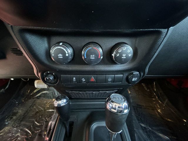 2017 Jeep Wrangler Unlimited RUBICON - 22973115 - 17