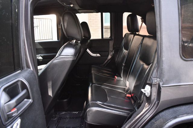 2017 Jeep Wrangler Unlimited Rubicon 4x4 - 22994334 - 19