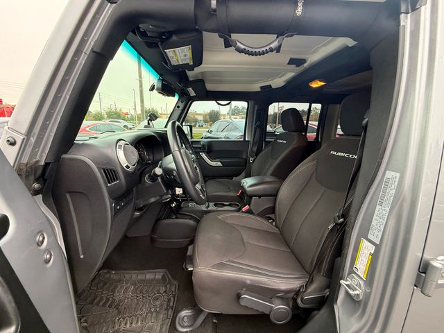 2017 Jeep Wrangler Unlimited Rubicon 4x4 - 22967640 - 9