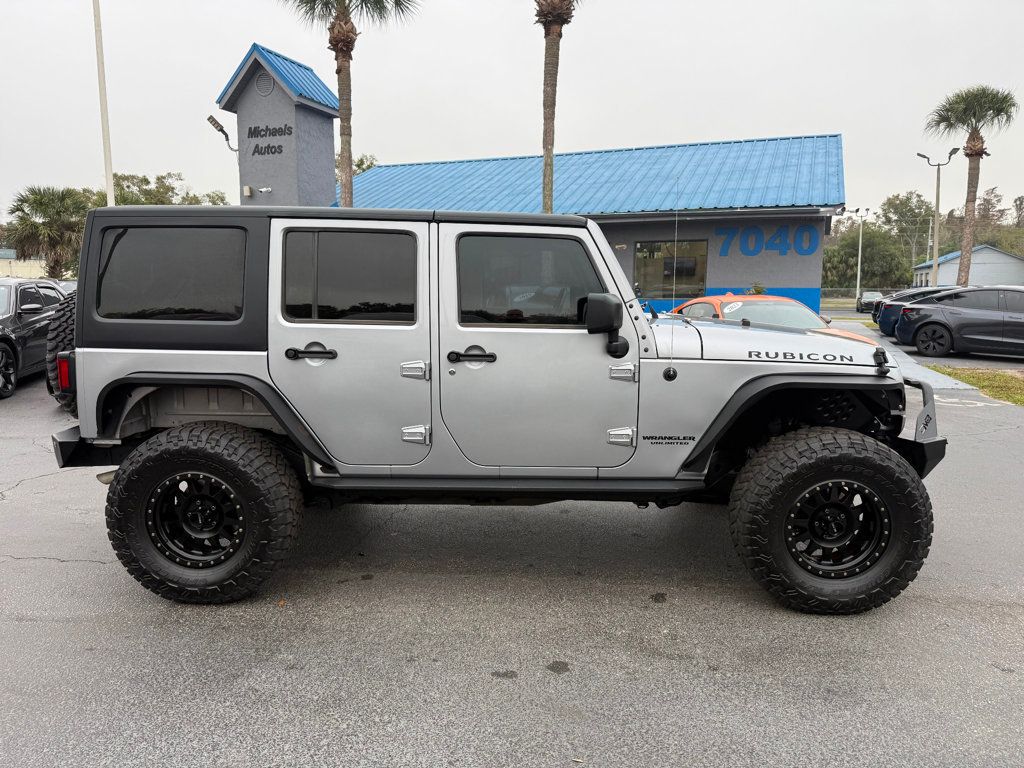 2017 Jeep Wrangler Unlimited Rubicon 4x4 - 22967640 - 3