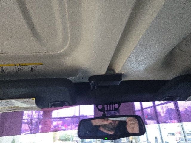 2017 Jeep Wrangler Unlimited Rubicon Hard Rock 4x4 - 22953795 - 15