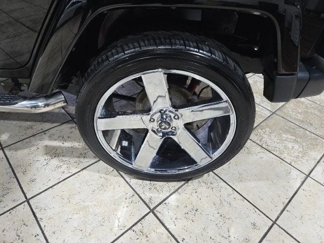 2017 Jeep Wrangler Unlimited Rubicon Hard Rock 4x4 - 22953795 - 19