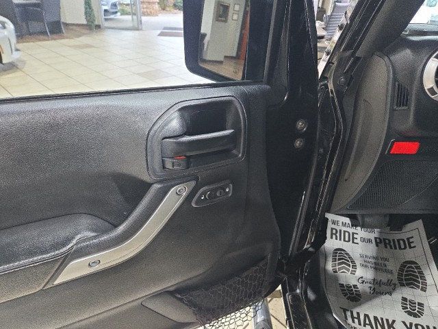 2017 Jeep Wrangler Unlimited Rubicon Hard Rock 4x4 - 22953795 - 8