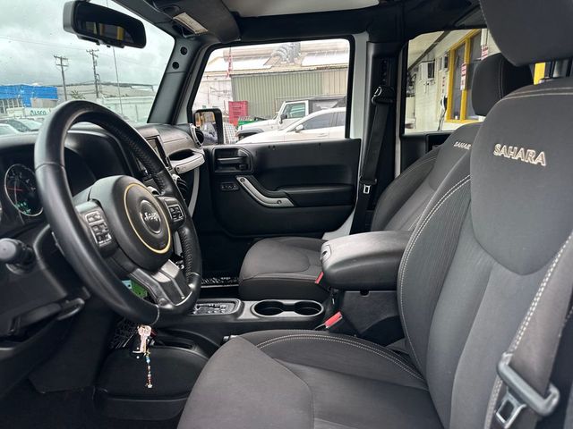 2017 Jeep Wrangler Unlimited Sahara 4x4 - 23010632 - 12