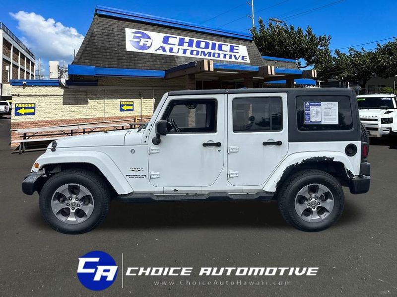 2017 Jeep Wrangler Unlimited Sahara 4x4 - 23047493 - 2